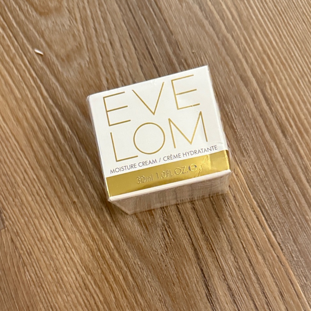 New eve lom moisture cream